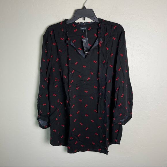 Torrid Red Bow Print Rayon Twill Tie Neck Peasant Top 3X NWT Tossed Bows - Picture 4 of 14